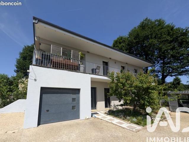 Maison 8 pièces 185 m²