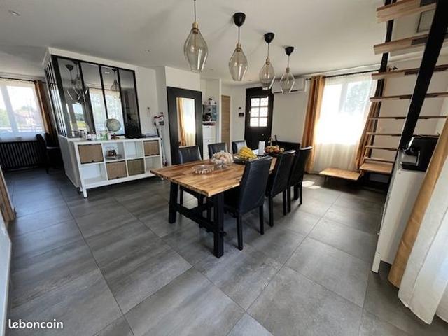 Maison 8 pièces 185 m²