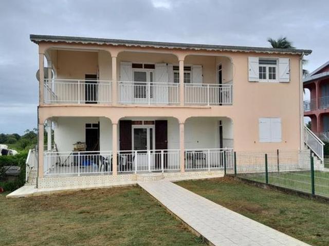 Maison 8 pièces 185 m²