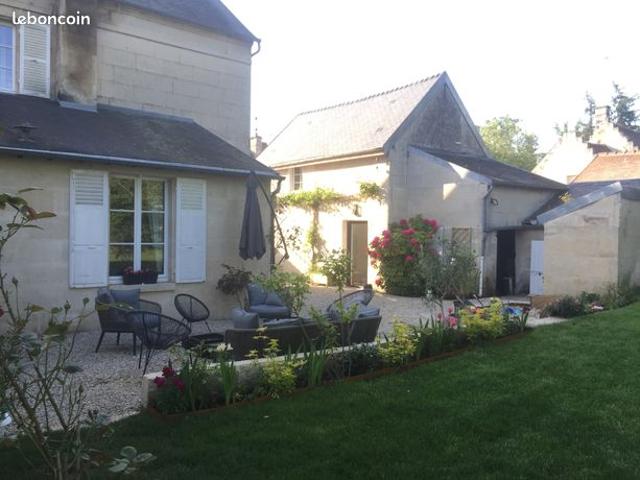 Maison 8 pièces 233 m²