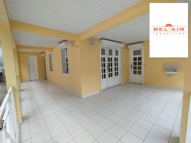 Maison 8 pièces 185 m²