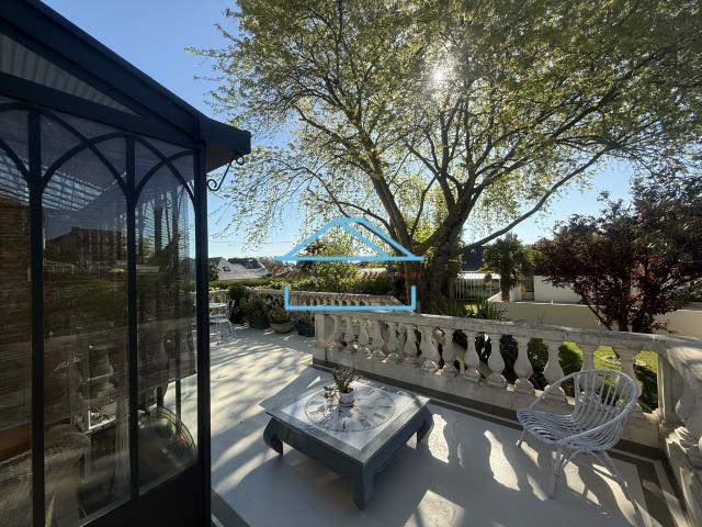 Maison 8 pièces 185 m²