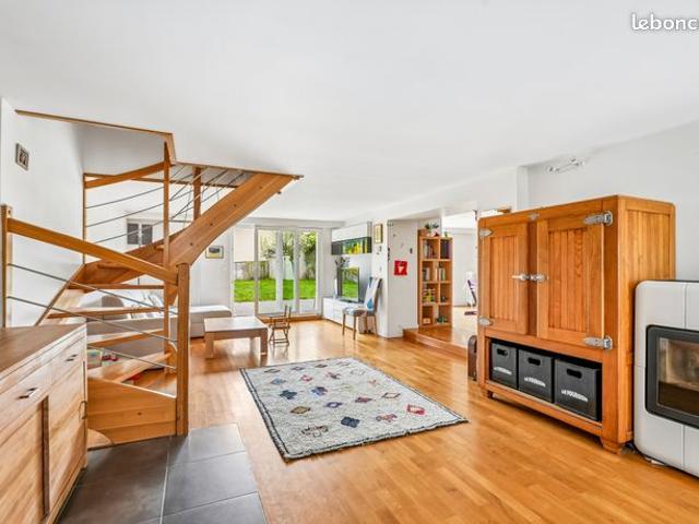 Maison 8 pièces 185 m²