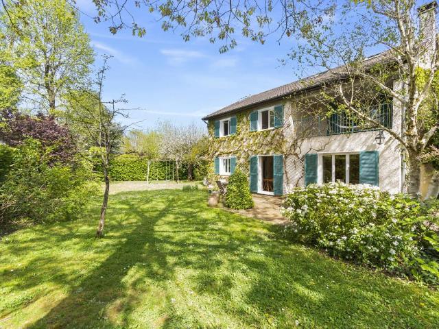 Maison 8 pièces 221 m²