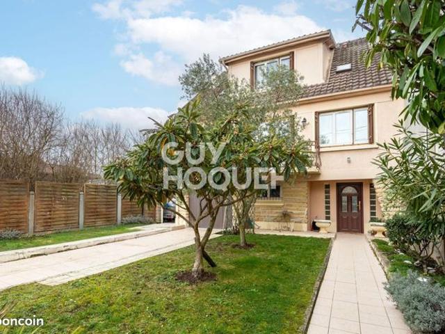 Maison 8 pièces 185 m²
