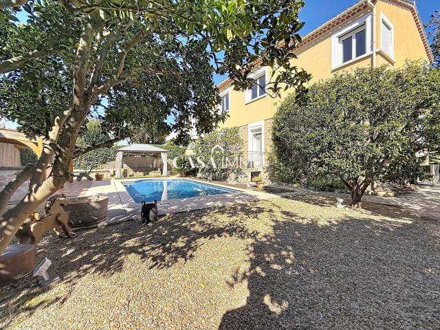 Maison 8 pièces 185 m²