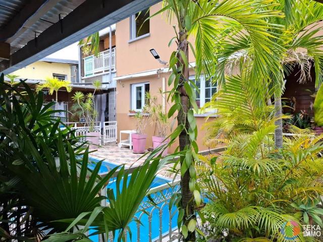 Maison 8 pièces 185 m²