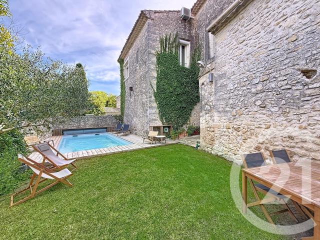 Maison 8 pièces 185 m²