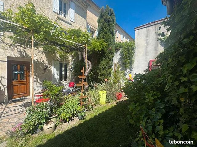 Maison 8 pièces 185 m²