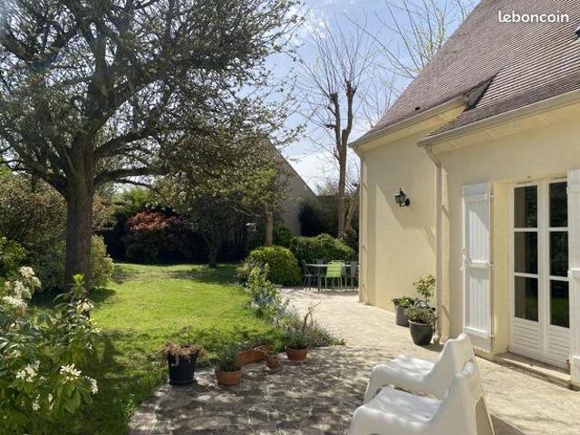 Maison 8 pièces 185 m²