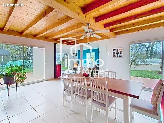 Maison 8 pièces 185 m²