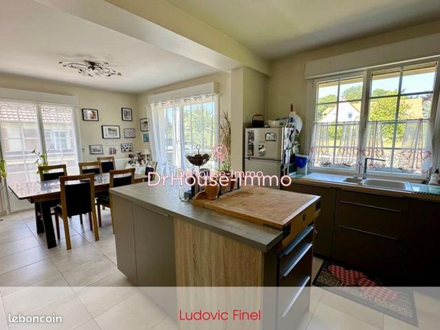 Maison 8 pièces 185 m²