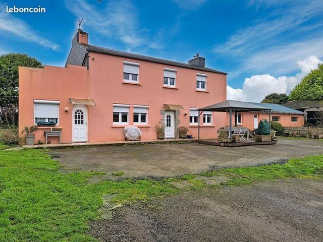 Maison 8 pièces 185 m²
