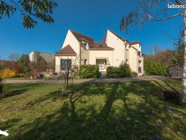 Maison 8 pièces 185 m²