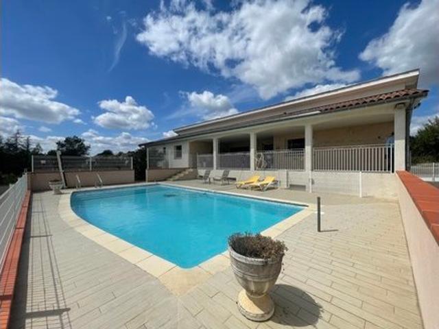 Maison 8 pièces 186 m²