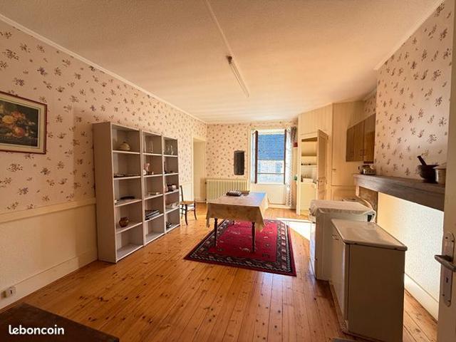 Maison 8 pièces 186 m²