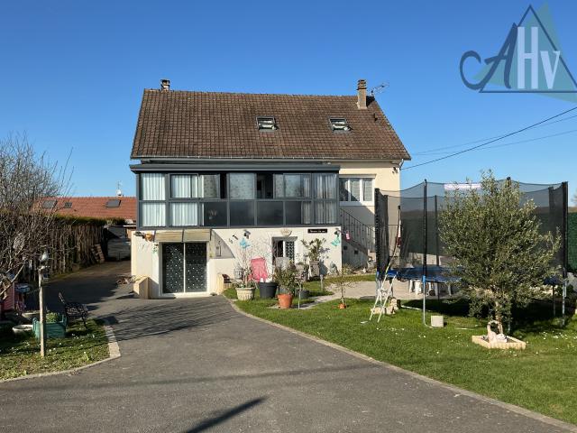 Maison 8 pièces 186 m²