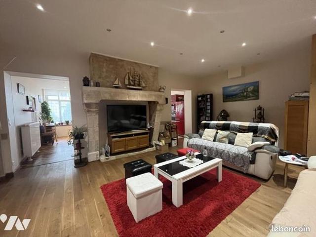 Maison 8 pièces 186 m²
