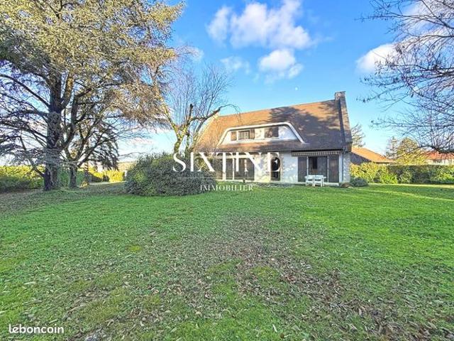 Maison 8 pièces 186 m²