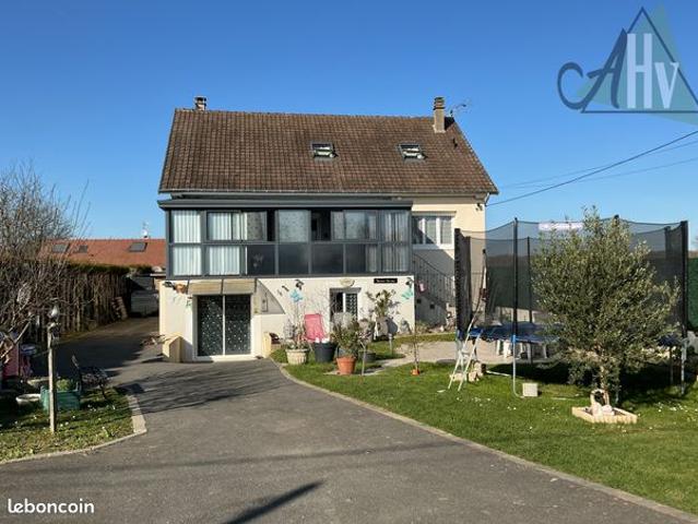 Maison 8 pièces 186 m²