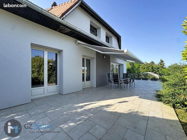 Maison 8 pièces 186 m²