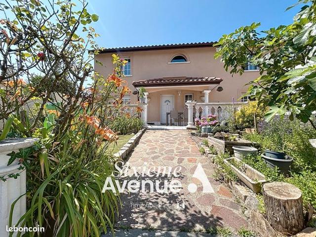 Maison 8 pièces 186 m²