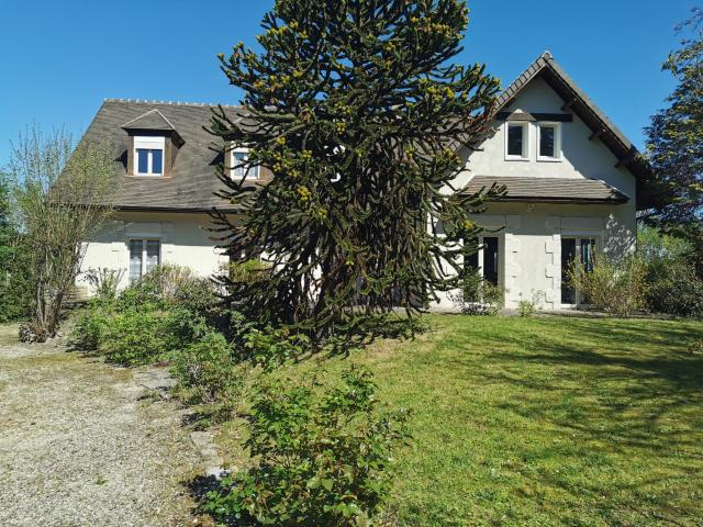 Maison 8 pièces 186 m²