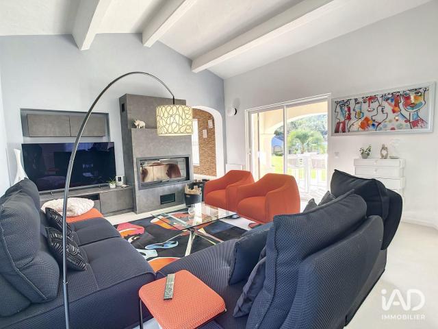 Maison 8 pièces 187 m²