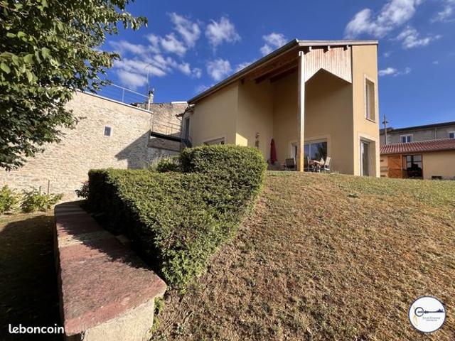 Maison 8 pièces 187 m²