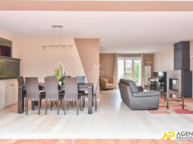 Maison 8 pièces 187 m²