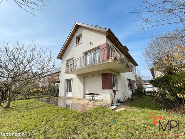 Maison 8 pièces 187 m²