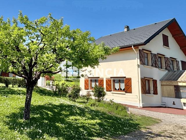 Maison 8 pièces 187 m²