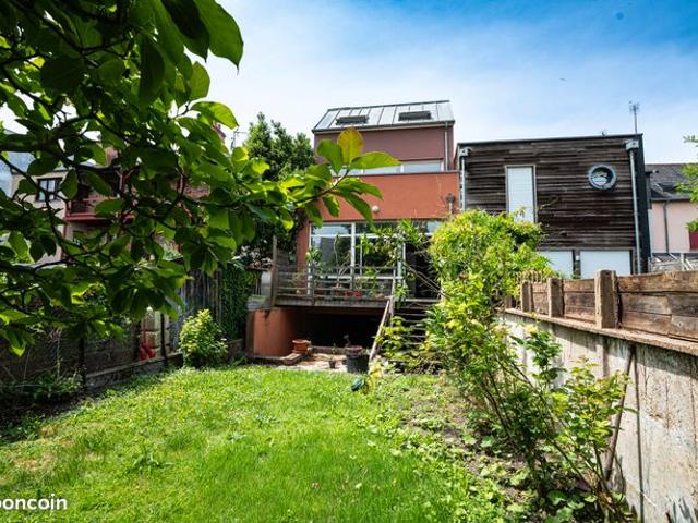 Maison 8 pièces 187 m²