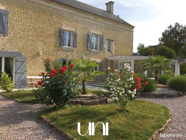 Maison 8 pièces 215 m²