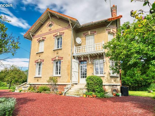 Maison 8 pièces 188 m²