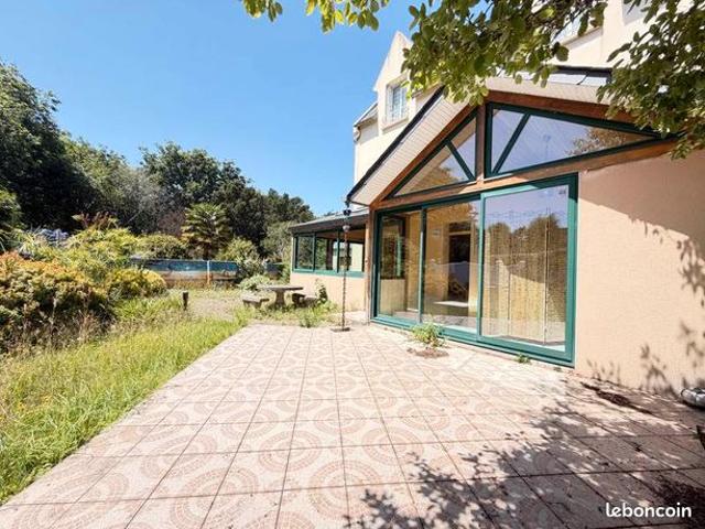 Maison 8 pièces 188 m²