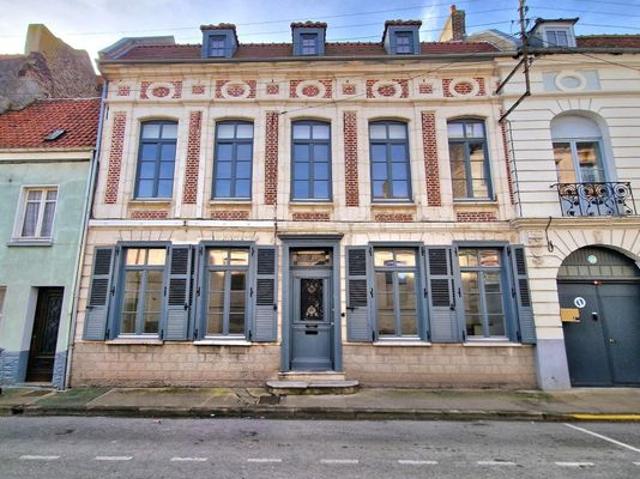Maison 8 pièces 188 m²