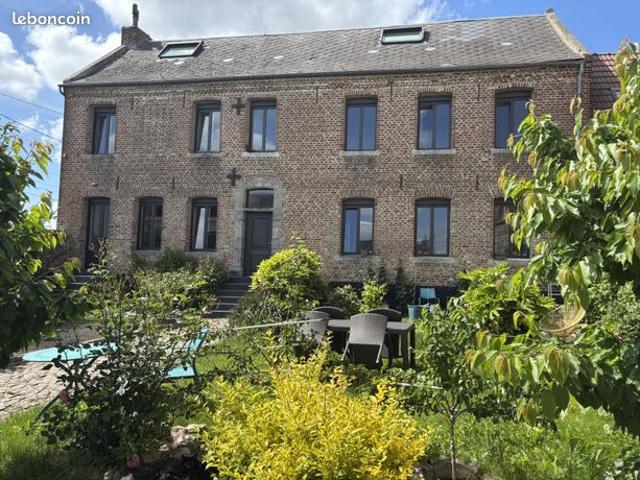Maison 8 pièces 188 m²