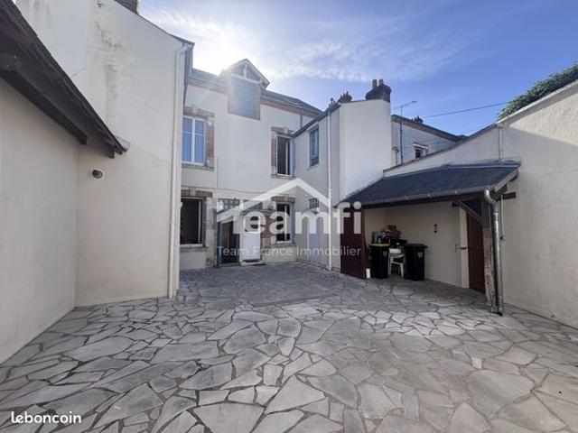 Maison 8 pièces 189 m²