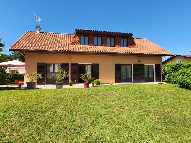 Maison 8 pièces 189 m²