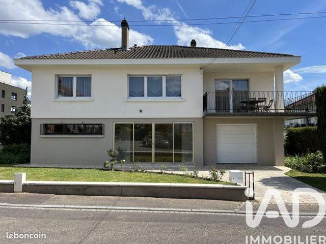 Maison 8 pièces 189 m²