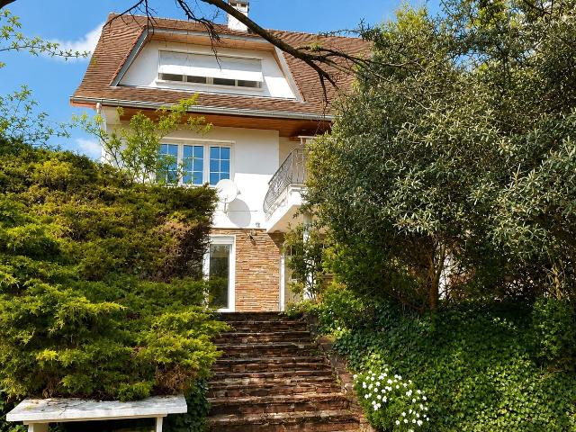 Maison 8 pièces 189 m²