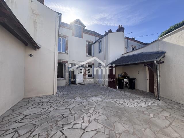 Maison 8 pièces 189 m²
