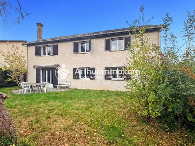 Maison 8 pièces 189 m²