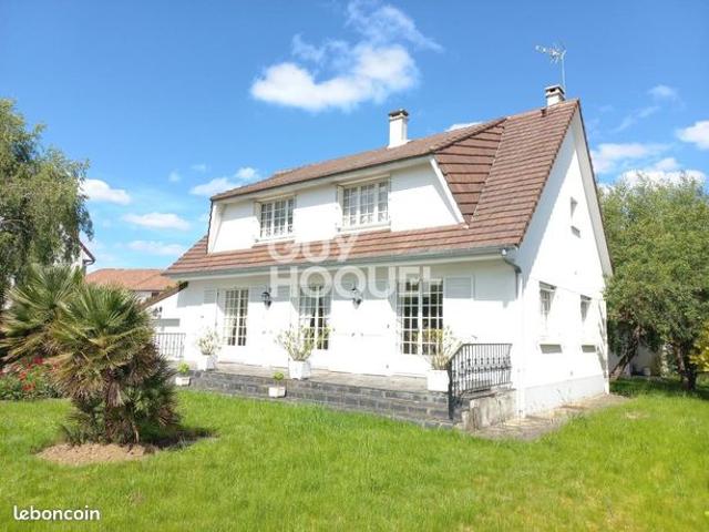 Maison 8 pièces 189 m²