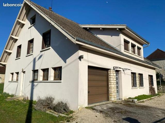 Maison 8 pièces 189 m²