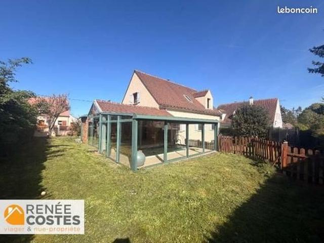 Maison 8 pièces 180 m²