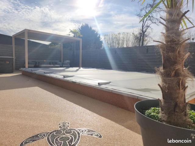 Maison 8 pièces 180 m²