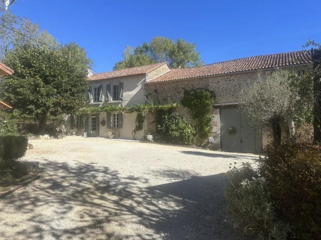 Maison 8 pièces 180 m²