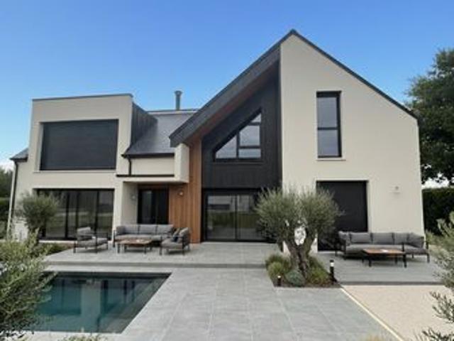 Maison 8 pièces 180 m²